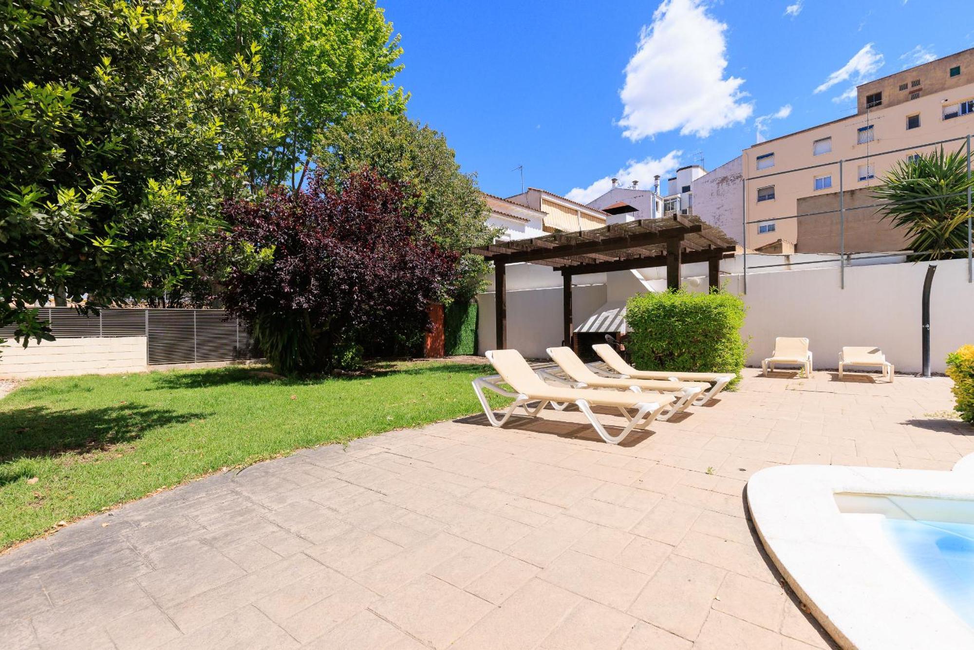 New Queens 1B Planetcostadorada Salou Exterior photo