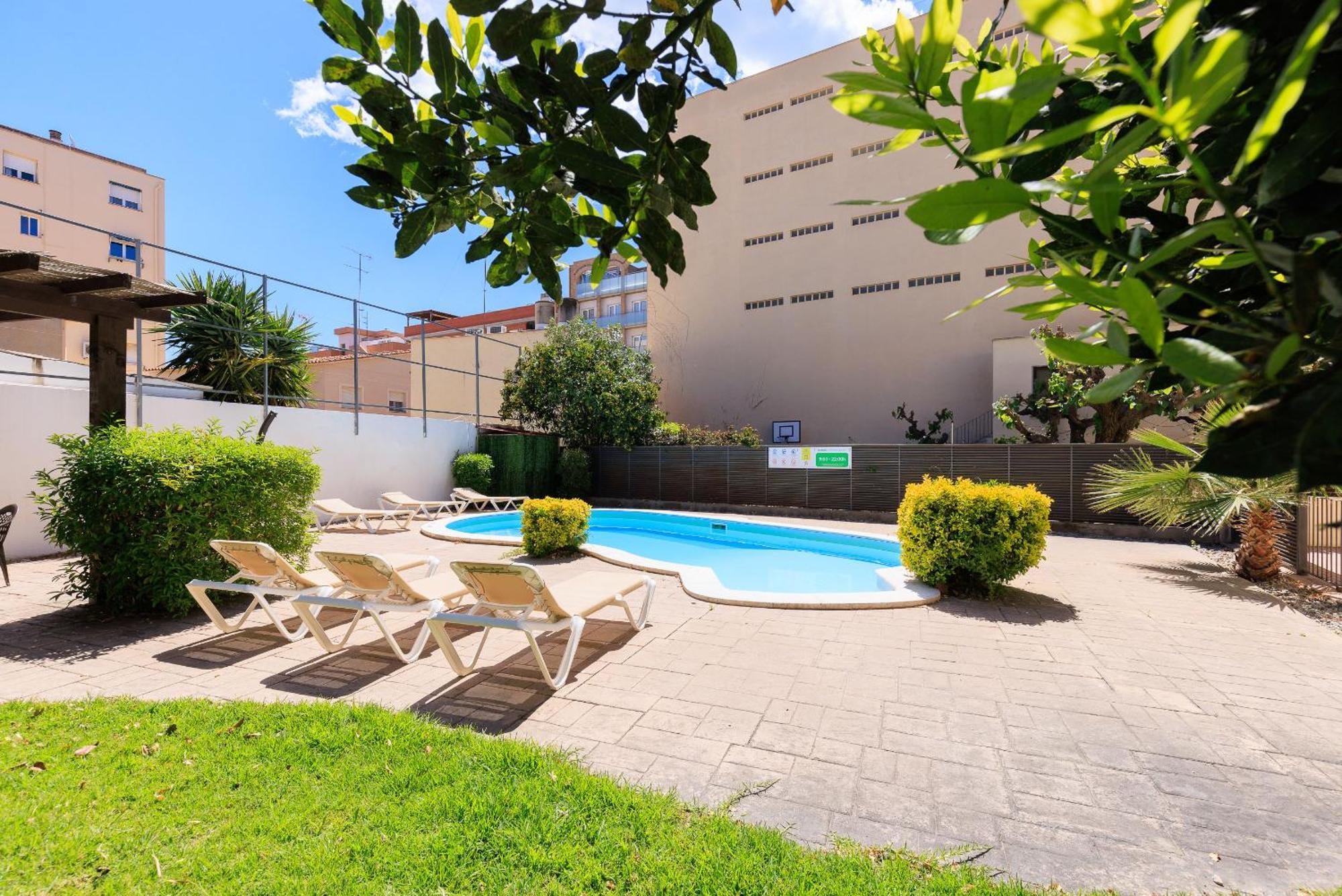 New Queens 1B Planetcostadorada Salou Exterior photo